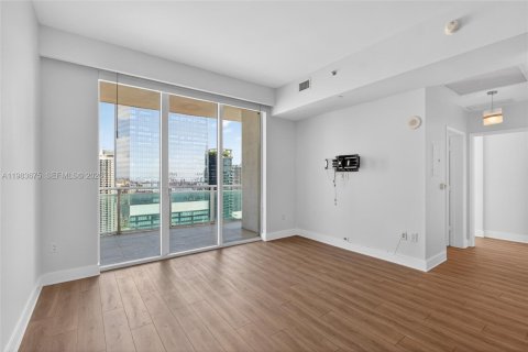 Condominio en venta en Miami, Florida, 1 dormitorio, 71.91 m2 № 2250497 - foto 20
