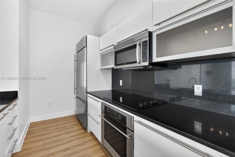 Condominio en venta en Miami, Florida, 1 dormitorio, 71.91 m2 № 2250497 - foto 9