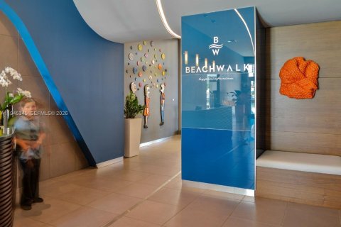 Купить кондоминиум в Халландейл-Бич, Флорида 2 спальни, 95.69м2, № 2002406 - фото 4