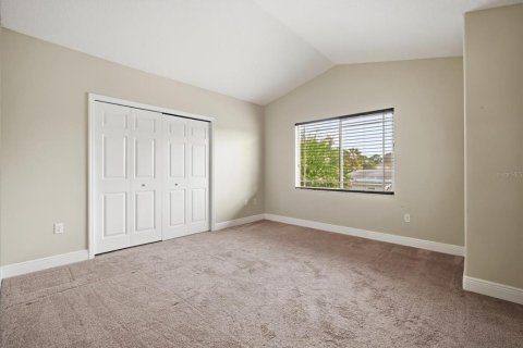 Townhouse in Palm Harbor, Florida 3 bedrooms, 157.93 sq.m. № 2314606 - photo 24