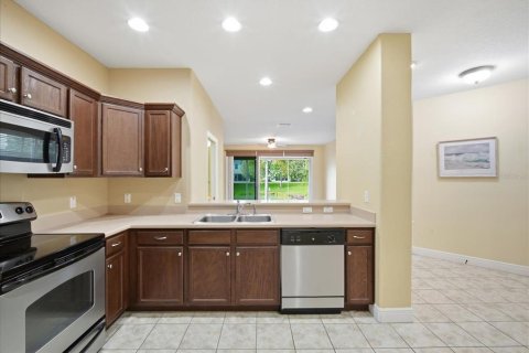 Townhouse in Palm Harbor, Florida 3 bedrooms, 157.93 sq.m. № 2314606 - photo 11