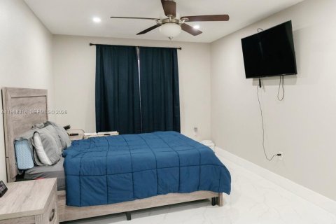 Condominio en venta en Miami, Florida, 2 dormitorios, 117.24 m2 № 2029528 - foto 9