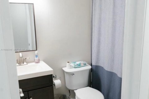 Condominio en venta en Miami, Florida, 2 dormitorios, 117.24 m2 № 2029528 - foto 6