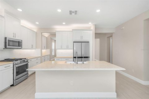 Casa en alquiler en Palm Harbor, Florida, 4 dormitorios, 222.87 m2 № 2202618 - foto 4