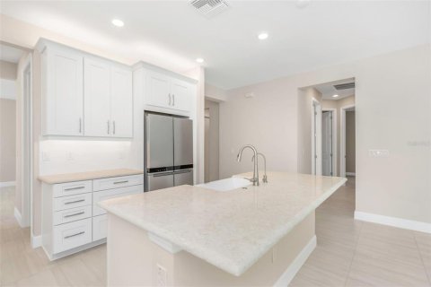Casa en alquiler en Palm Harbor, Florida, 4 dormitorios, 222.87 m2 № 2202618 - foto 7
