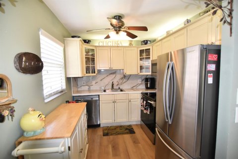 Condo à Delray Beach, Floride, 2 chambres № 2187498