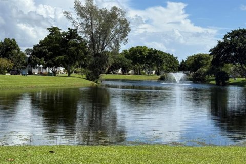 Condo in Deerfield Beach, Florida, 2 bedrooms  № 2365844