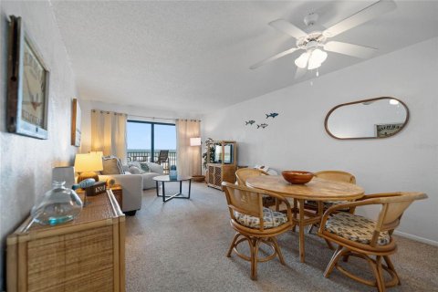 Condo in New Smyrna Beach, Florida, 1 bedroom  № 1662961 - photo 3