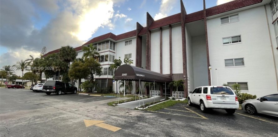 Condo à Lauderhill, Floride, 1 chambre  № 2047080