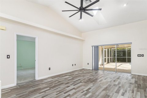 House in Haines City, Florida 3 bedrooms, 190.82 sq.m. № 1908606 - photo 10