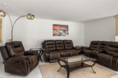Casa en venta en Palm Coast, Florida, 6 dormitorios, 363.62 m2 № 1907742 - foto 18