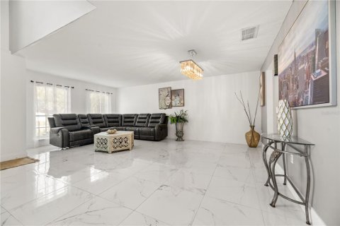 Casa en venta en Palm Coast, Florida, 6 dormitorios, 363.62 m2 № 1907742 - foto 7
