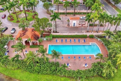 Купить кондоминиум в Дорал, Флорида 3 спальни, 118.08м2, № 2026300 - фото 4