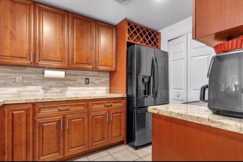 Купить кондоминиум в Дорал, Флорида 3 спальни, 118.08м2, № 2026300 - фото 12