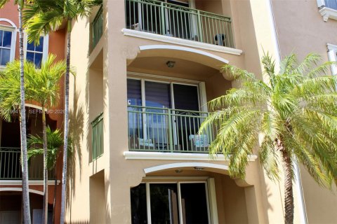 Купить кондоминиум в Дорал, Флорида 3 спальни, 118.08м2, № 2026300 - фото 7