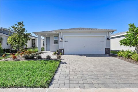House in Punta Gorda, Florida 3 bedrooms, 137.87 sq.m. № 1523722 - photo 1