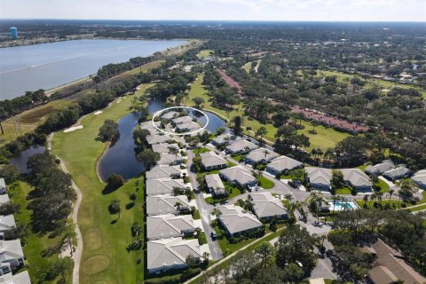 House in Sarasota, Florida 2 bedrooms, 117.43 sq.m. № 1833665 - photo 5