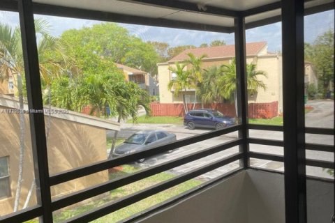 Touwnhouse à vendre à Miramar, Floride: 3 chambres, 111.48 m2 № 1943047 - photo 20
