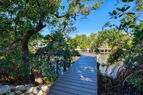 Villa ou maison à vendre à Holmes Beach, Floride: 4 chambres, 308.34 m2 № 2224319 - photo 8