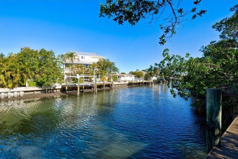 Villa ou maison à vendre à Holmes Beach, Floride: 4 chambres, 308.34 m2 № 2224319 - photo 9