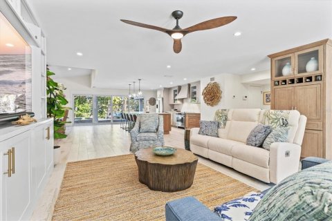 Villa ou maison à vendre à Holmes Beach, Floride: 4 chambres, 308.34 m2 № 2224319 - photo 14