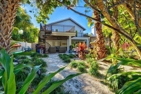Villa ou maison à vendre à Holmes Beach, Floride: 4 chambres, 308.34 m2 № 2224319 - photo 7