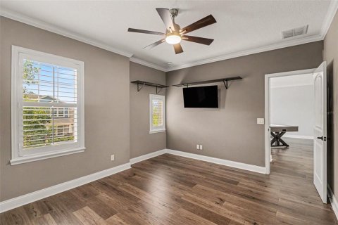 House in Orlando, Florida 4 bedrooms, 261.71 sq.m. № 2238642 - photo 21