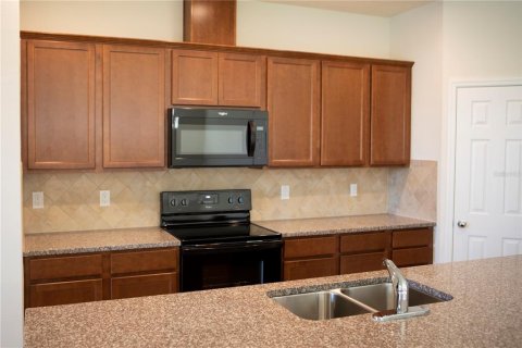 House in Palmetto, Florida 4 bedrooms, 195.09 sq.m. № 1919358 - photo 11