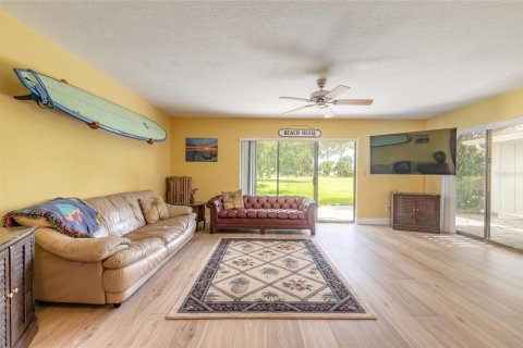 Casa en venta en New Smyrna Beach, Florida, 3 dormitorios, 183.95 m2 № 2158010 - foto 5