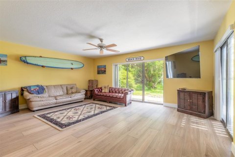 Casa en venta en New Smyrna Beach, Florida, 3 dormitorios, 183.95 m2 № 2158010 - foto 14