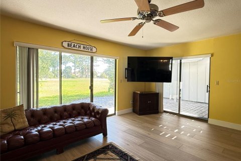 Casa en venta en New Smyrna Beach, Florida, 3 dormitorios, 183.95 m2 № 2158010 - foto 10