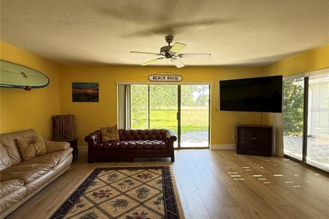 Casa en venta en New Smyrna Beach, Florida, 3 dormitorios, 183.95 m2 № 2158010 - foto 8