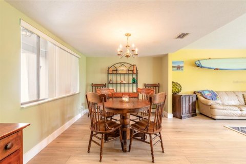 Casa en venta en New Smyrna Beach, Florida, 3 dormitorios, 183.95 m2 № 2158010 - foto 17