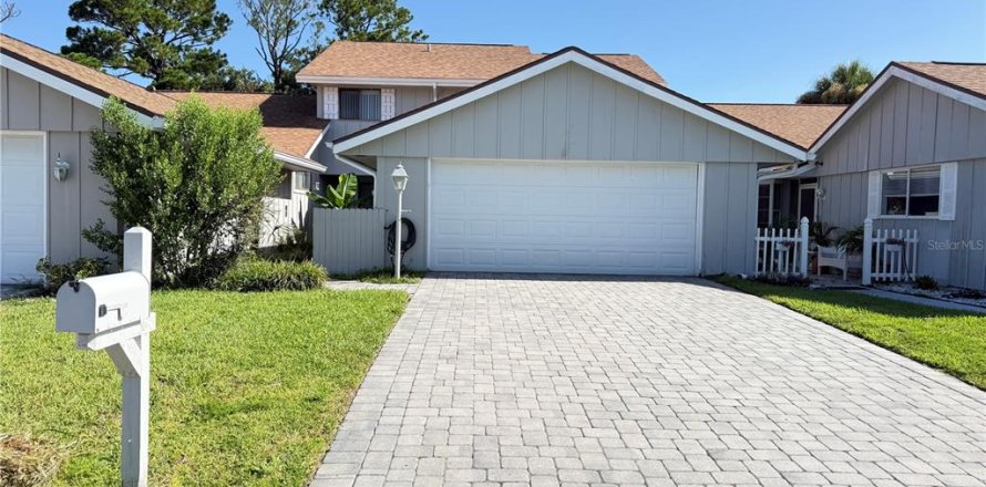 Casa en New Smyrna Beach, Florida 3 dormitorios, 183.95 m2 № 2158010