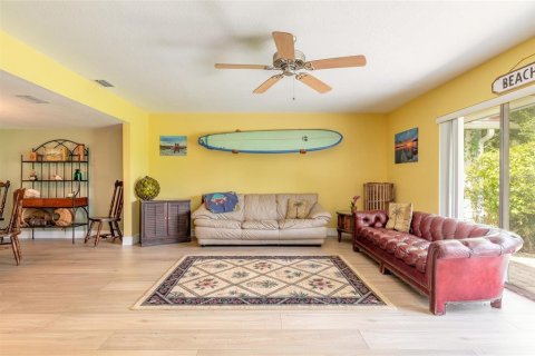 Casa en venta en New Smyrna Beach, Florida, 3 dormitorios, 183.95 m2 № 2158010 - foto 12