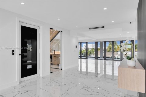 Villa ou maison à vendre à Key Largo, Floride: 5 chambres, 334.45 m2 № 2152769 - photo 10