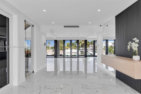 Villa ou maison à vendre à Key Largo, Floride: 5 chambres, 334.45 m2 № 2152769 - photo 11