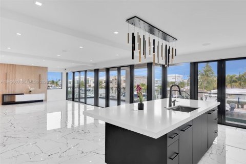 Villa ou maison à vendre à Key Largo, Floride: 5 chambres, 334.45 m2 № 2152769 - photo 13