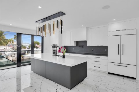 Villa ou maison à vendre à Key Largo, Floride: 5 chambres, 334.45 m2 № 2152769 - photo 15