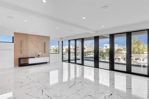 Villa ou maison à vendre à Key Largo, Floride: 5 chambres, 334.45 m2 № 2152769 - photo 12