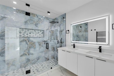 Villa ou maison à vendre à Key Largo, Floride: 5 chambres, 334.45 m2 № 2152769 - photo 28