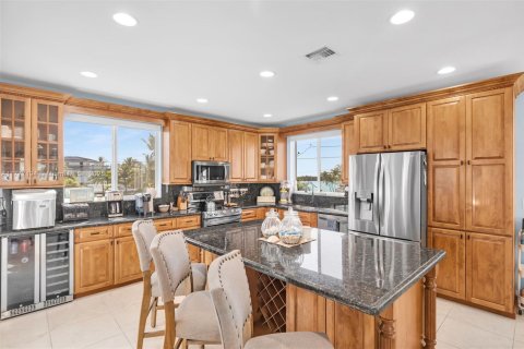 House in Tavernier, Florida 4 bedrooms, 233 sq.m. № 1863513 - photo 27
