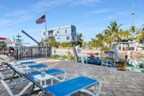 House in Tavernier, Florida 4 bedrooms, 233 sq.m. № 1863513 - photo 14