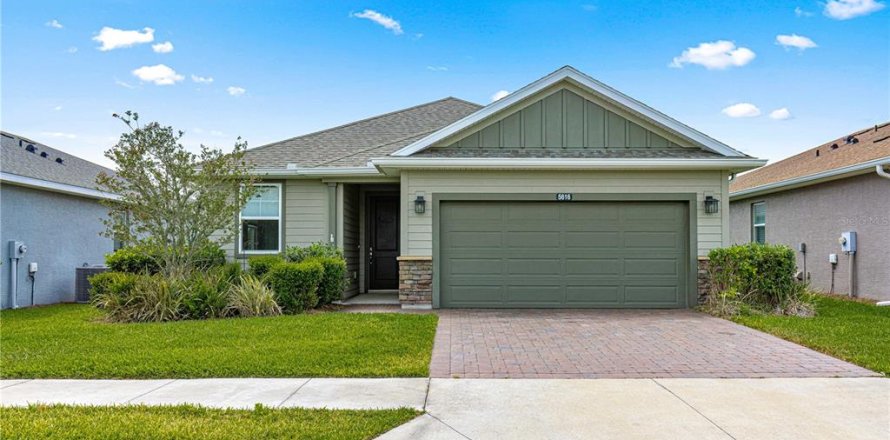 House in OCALA PRESERVE in Ocala, Florida 2 bedrooms, 135.08 sq.m. № 1717373