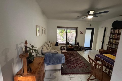 Commercial property in Hollywood, Florida 141.49 sq.m. № 2082926 - photo 6