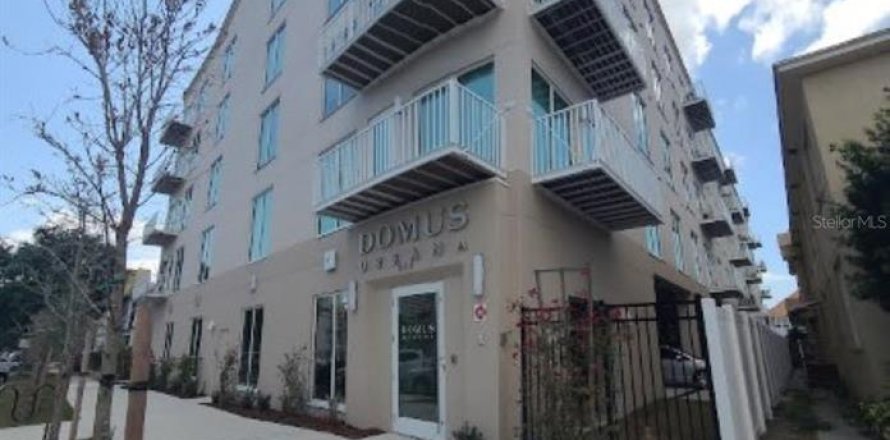 Condo in Saint Petersburg, Florida, 2 bedrooms № 2117971
