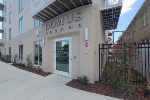 Condo in Saint Petersburg, Florida, 2 bedrooms № 2117971 - photo 3