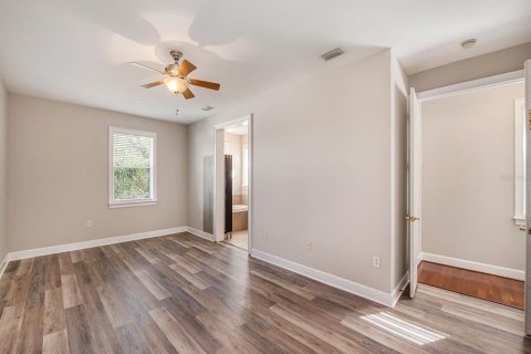 Touwnhouse à louer à Tampa, Floride: 3 chambres, 179.86 m2 № 2156558 - photo 23