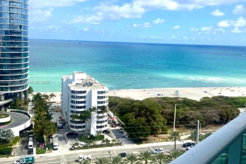 Condo in Sunny Isles Beach, Florida, 2 bedrooms  № 2193476 - photo 5