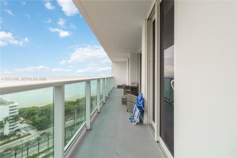 Condo in Sunny Isles Beach, Florida, 2 bedrooms  № 2193476 - photo 3